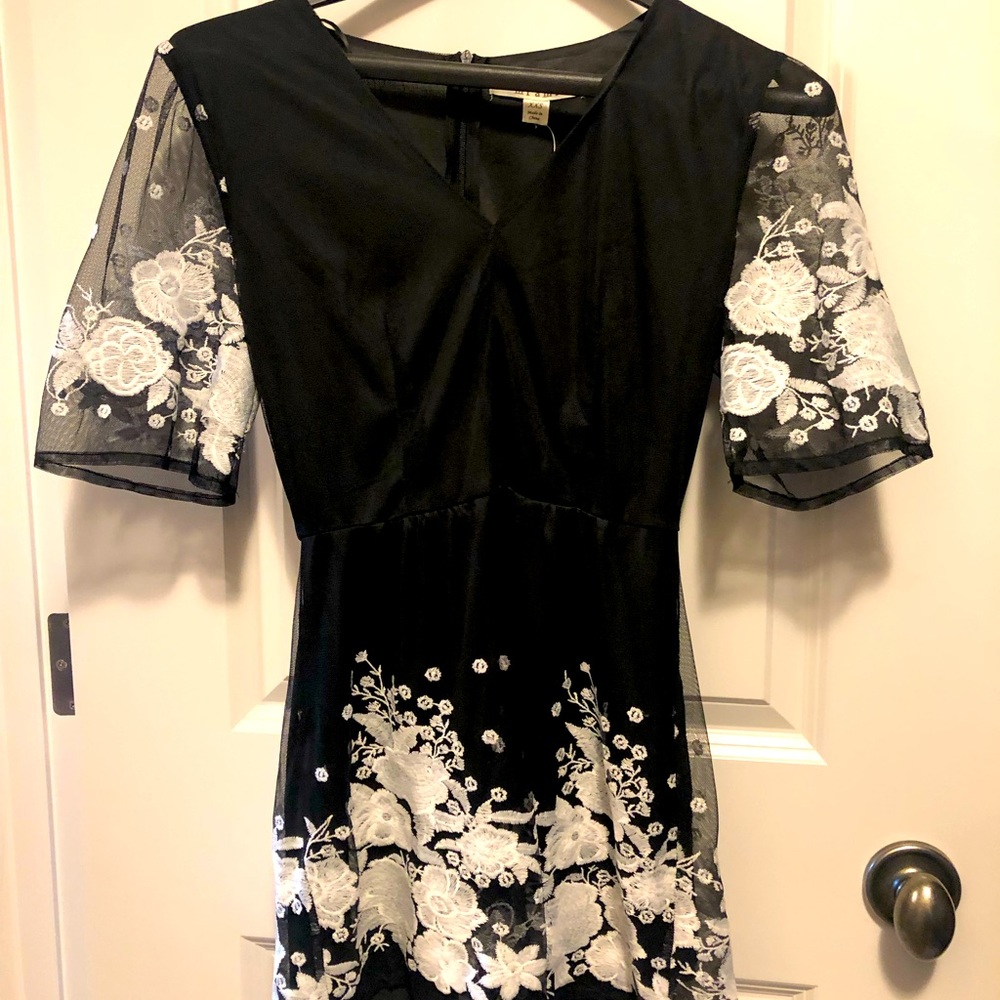 Brand New Romper -XXS